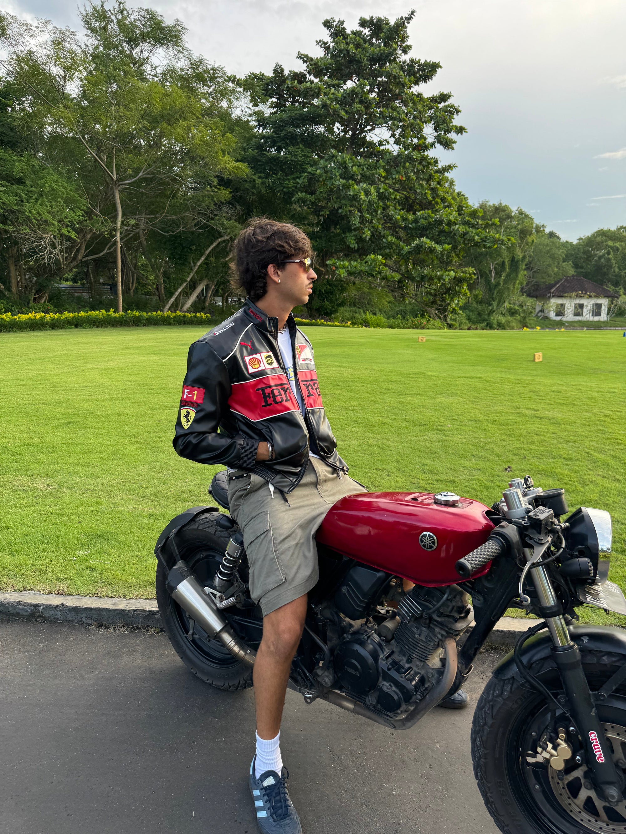 Ferrari F1 Vintage Lederjacke – Rote Edition